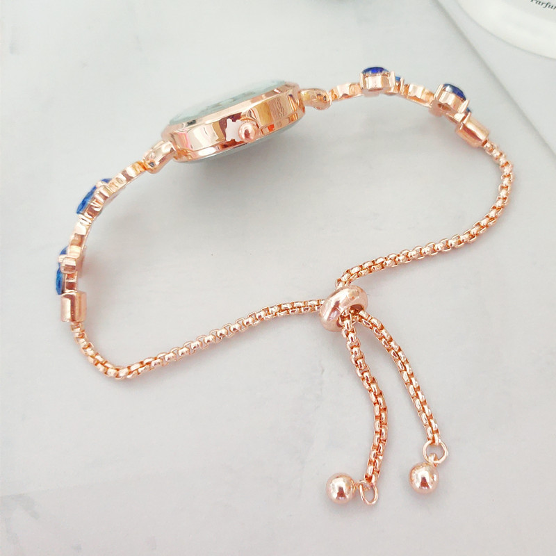 Korean Style Floral Telescopic Rope Quartz Women's Watches display picture 9