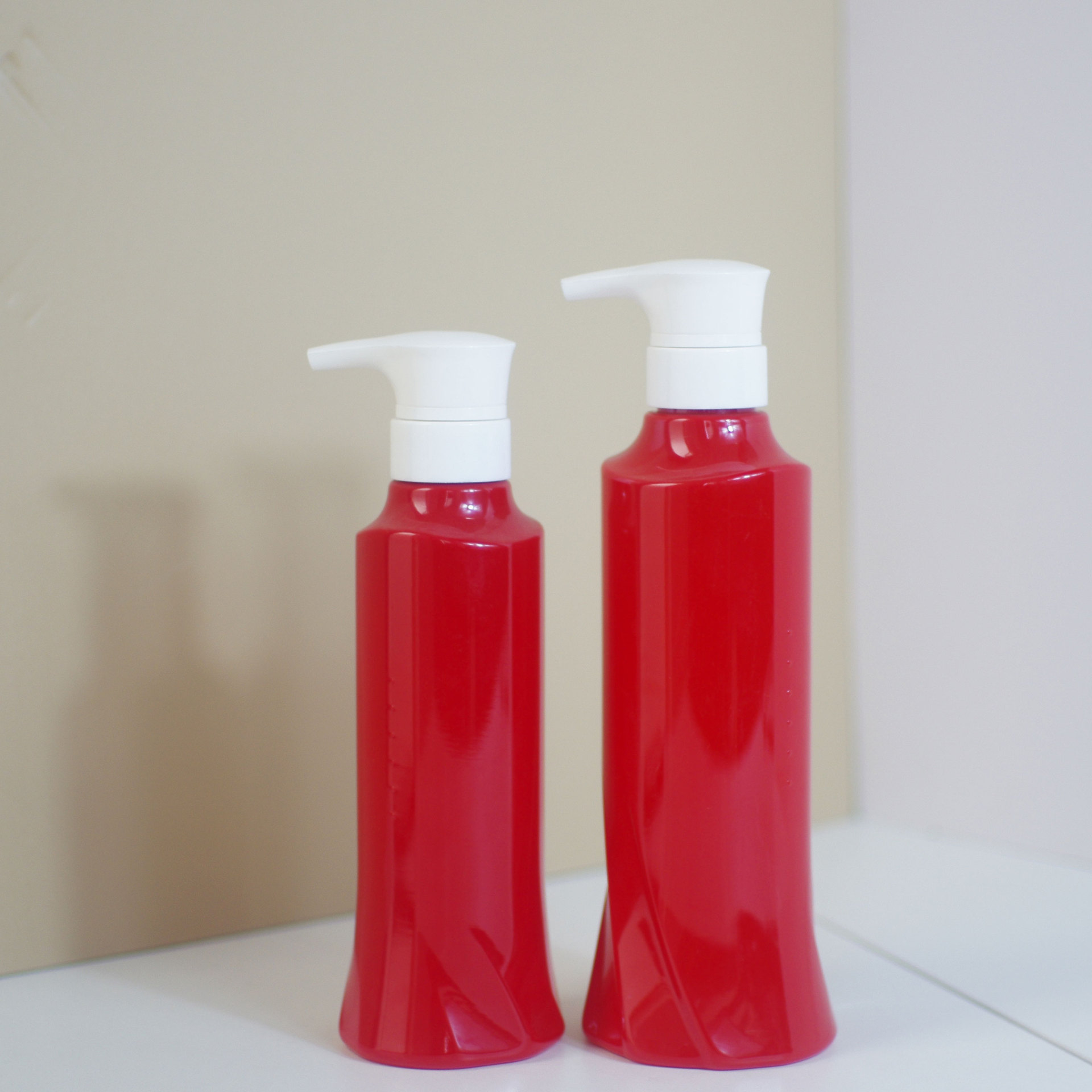 新款pet大容量异形瓶480ml/330ml洗发水沐浴露瓶按压带泵洗护包装