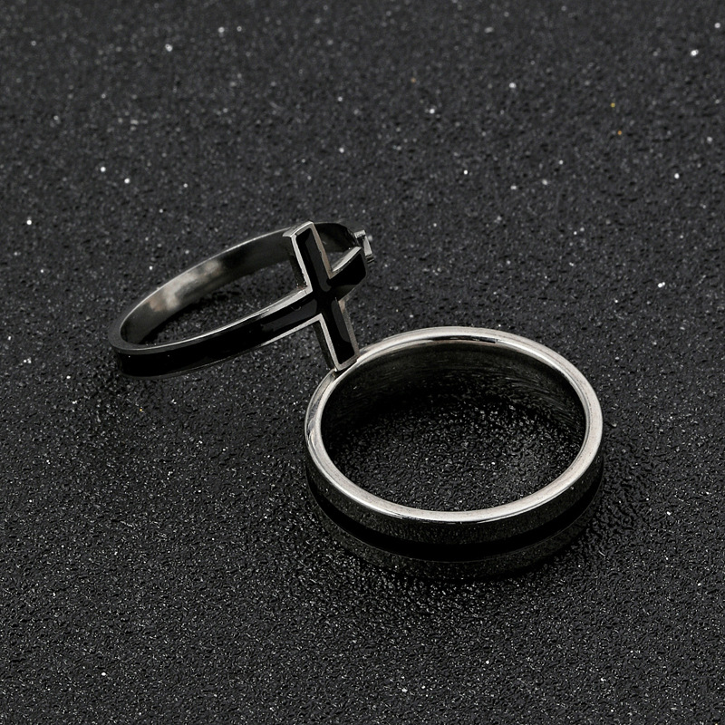 Joyería transfronteriza de acero inoxidable de corte por láser corrosión goteo Cruz de apertura de la personalidad fabricante de anillo de acero de titanio ajustable