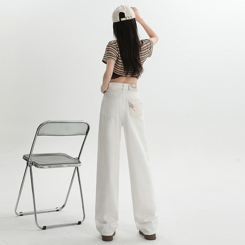 2024 New Summer Style Chinese Style Cream White Narrow Straight Jeans for Women, Fashionable and Light