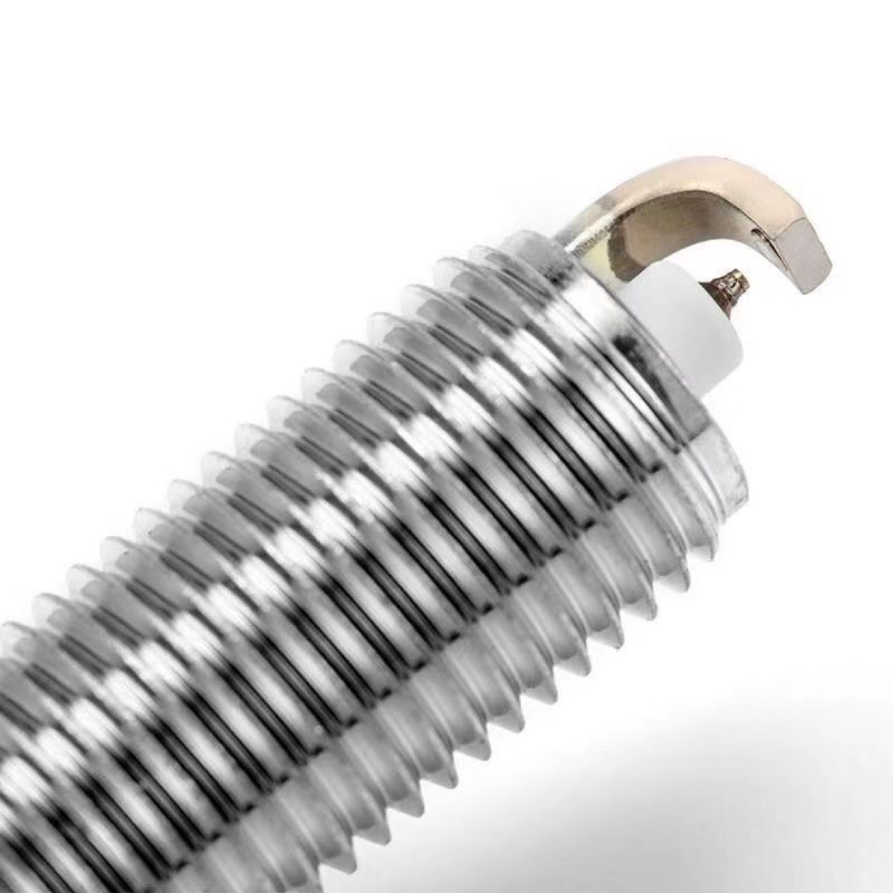 NGK car spark plug 4912 Iridium Platinum Toyota Corolla FAW Toyota Carolina Vichi Special