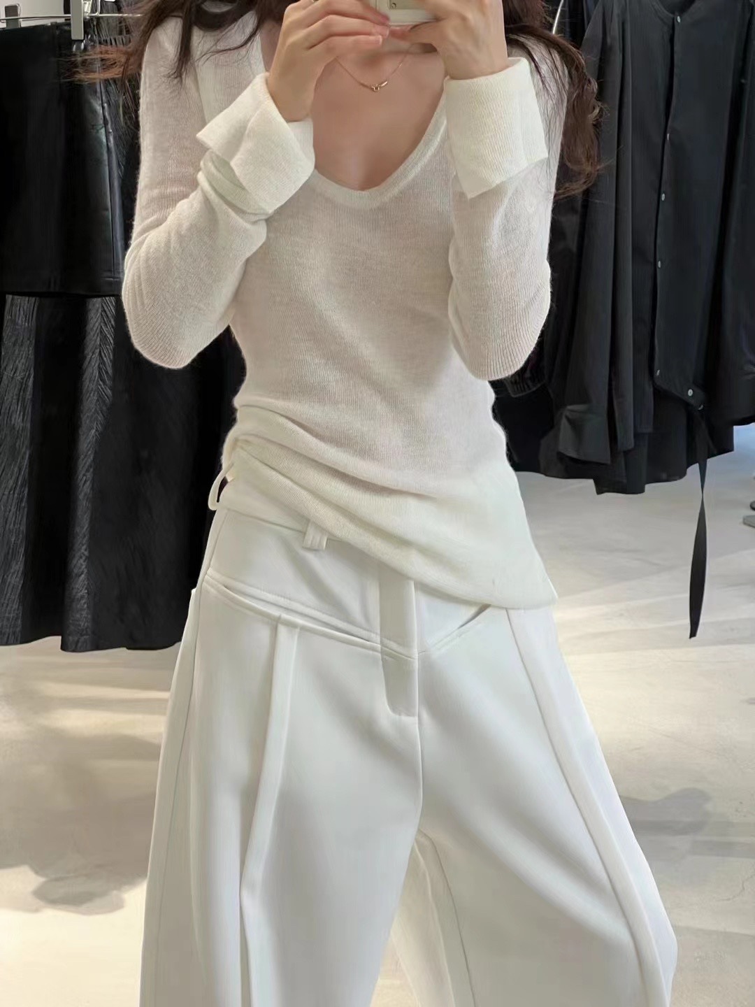 AN Maiden韓国系Uネックブルーのシンプルなニットの女性の春はウエストの正肩のラッパの袖の中に上着を掛けます。