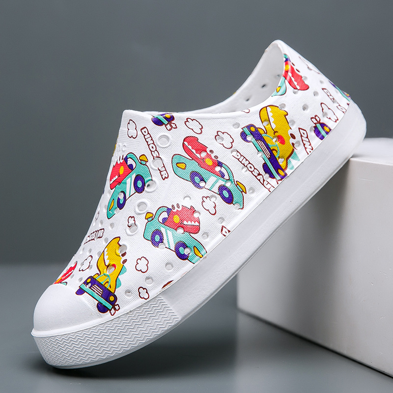 Bamboo tube children's hole shoes for men and women, casual and breathable graffiti style soft soled beach wading sandals Bamboo tube children's hole shoes for men and women, casual and breathable graffiti style soft soled beach wading sandals