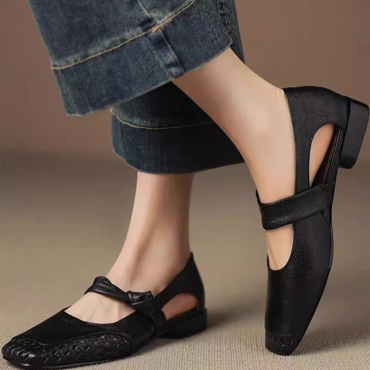 Baotou sandalias retro estilo de moda 2026 mujeres sandalias retro redondas ligeras antideslizantes zapatos de moda versátiles