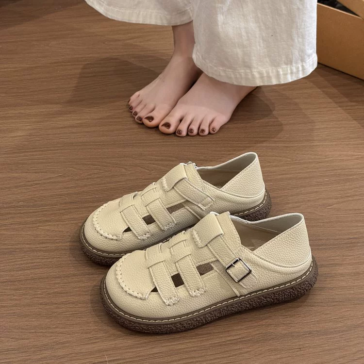 Носить две полые сандалии Баотоу женщины 2025 новая литературная пещера с толстым дном Мори римские полуротанки летом