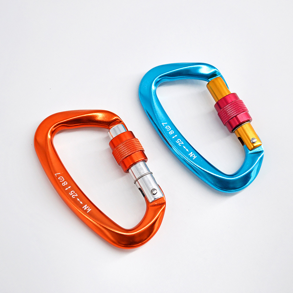 ALT7104B Carabiner (2).jpg