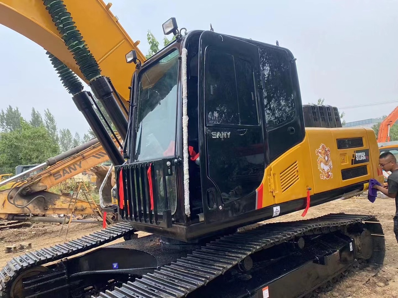 Exportación de comercio exterior comprando excavadoras Sany235 Sany215C - 9