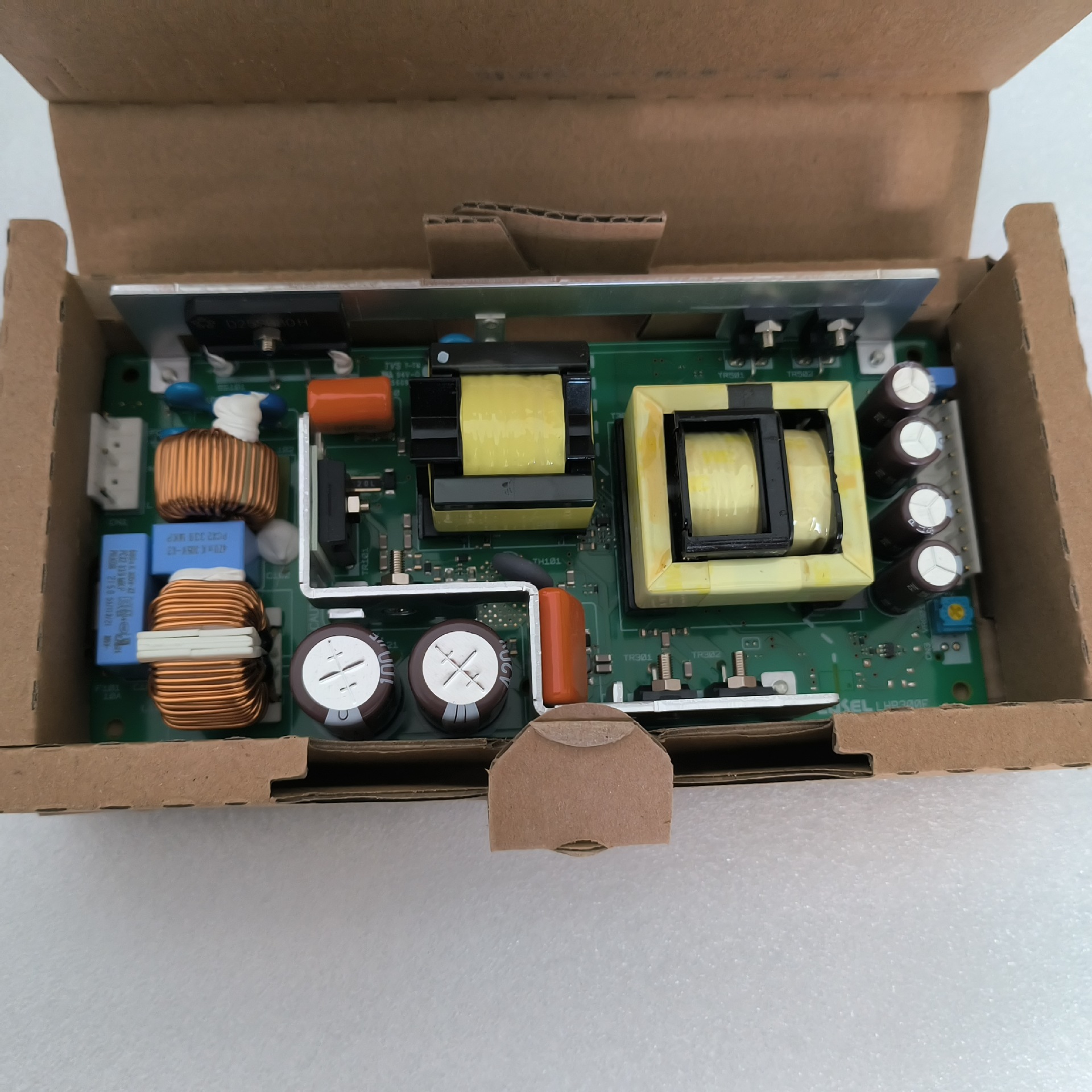 科索COSEL开关电源LHP300F-24-Y