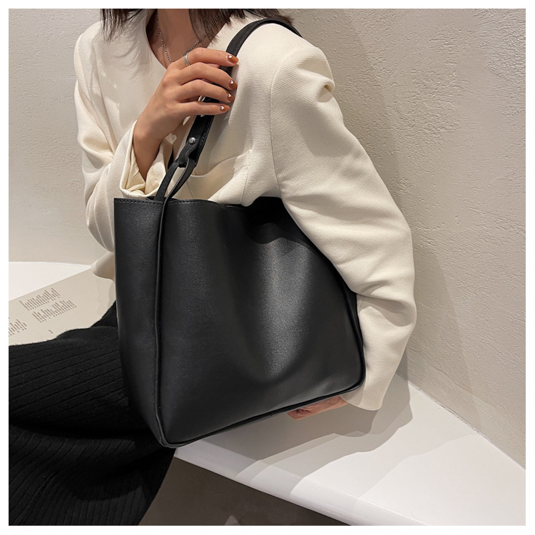 Colourblock Leather Kia Tote