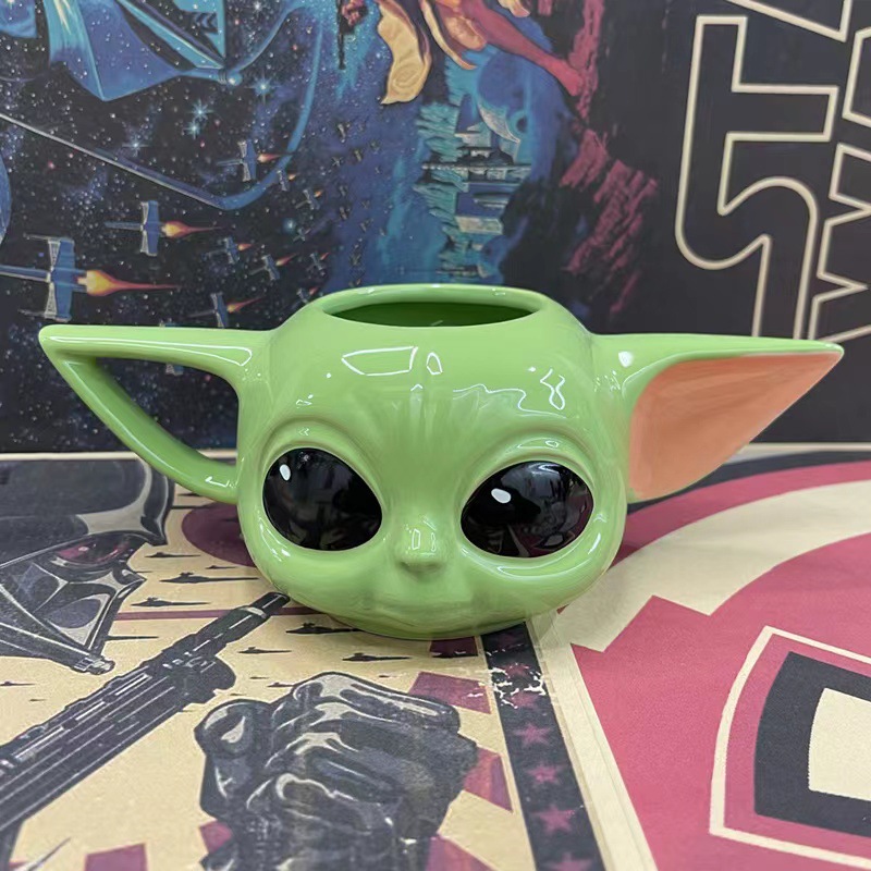 Tazas de bebés Yoda Star Wars serie de tazas de dibujos animados 3D tazas de cerámica modelado de agua Yoda con cucharas
