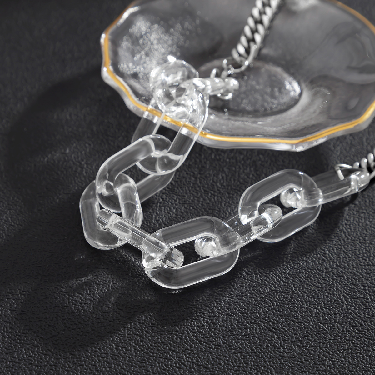 Simple Style Geometric Transparent Titanium Steel Necklace