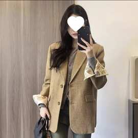 秋季2025新款卡其色西装外套独特超好看西服韩系通勤显瘦气质上衣