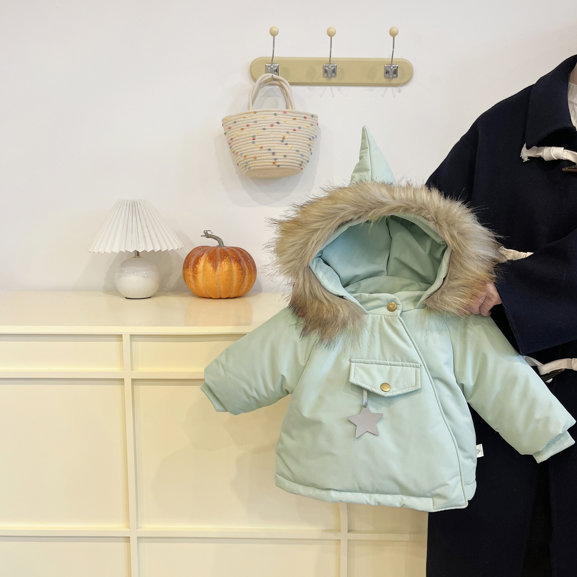 Baby sombrero de algodón para niños invierno pequeño niño algodón engrosado chaqueta de algodón de invierno chaqueta de algodón caliente