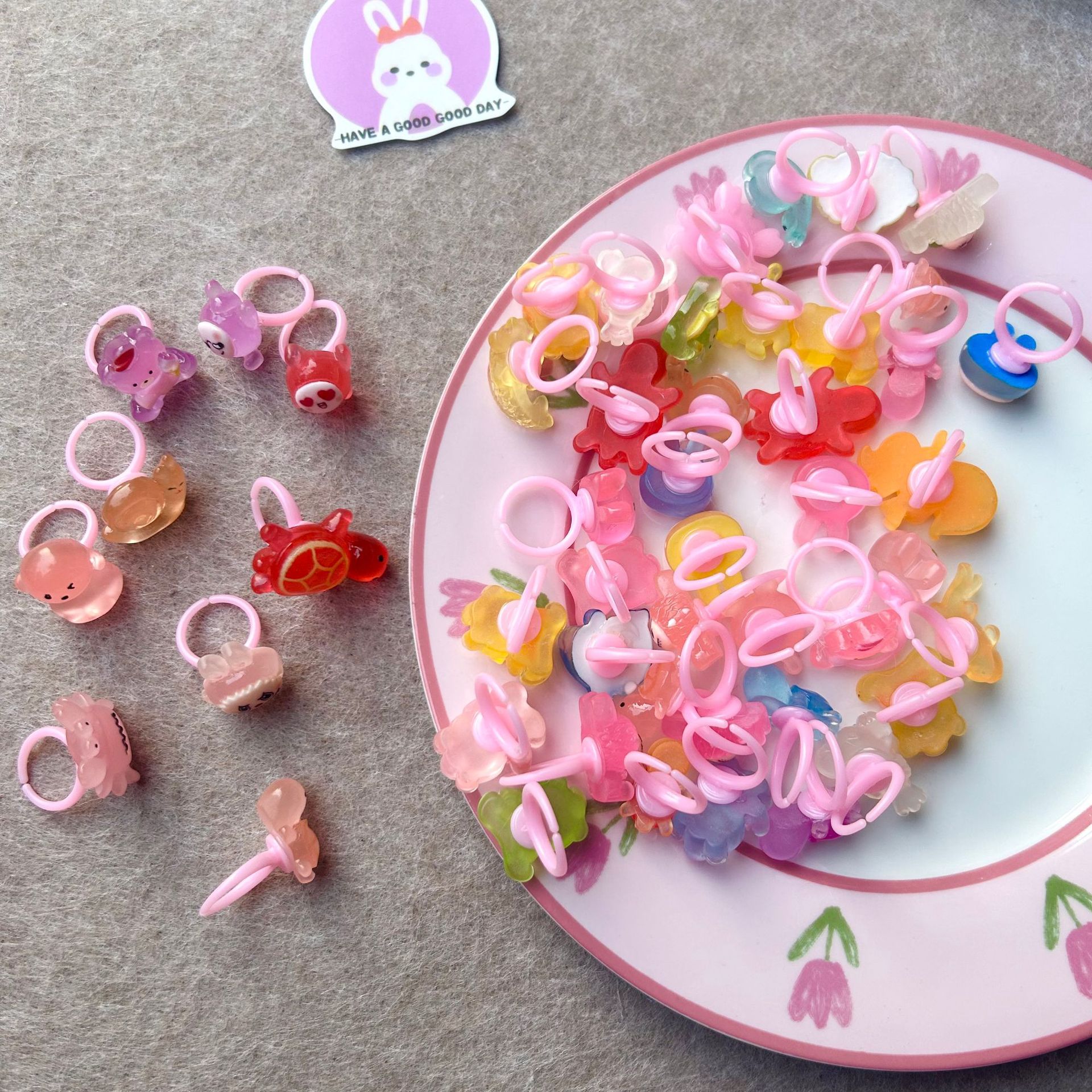 Anillo de apertura de luz nocturna para niños niñas regalos de cumpleaños sexta juguete de bebé anillo de princesa de plástico al por mayor