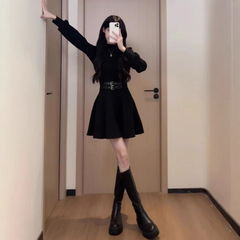 法式黑色内搭连衣裙子女秋冬2025年新款小个子掐腰裙约会穿搭礼服