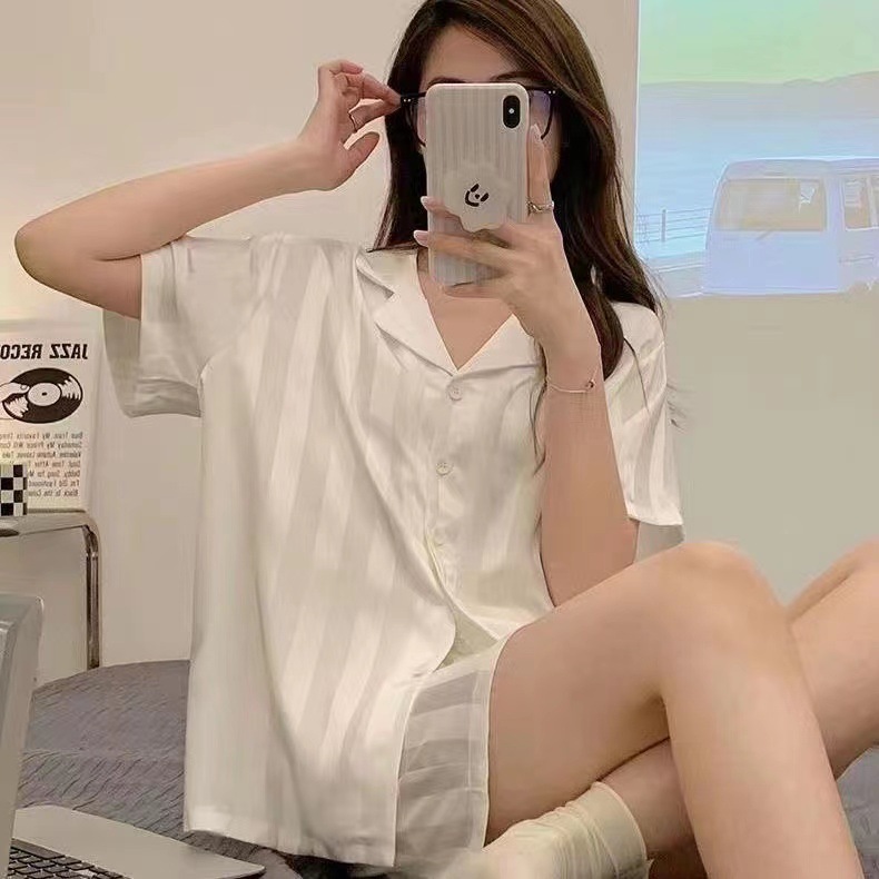 2024夏の新型フランス高級感氷糸パジャマ女性夏の半袖半ズボンの部屋服セットは外着ができます。|undefined