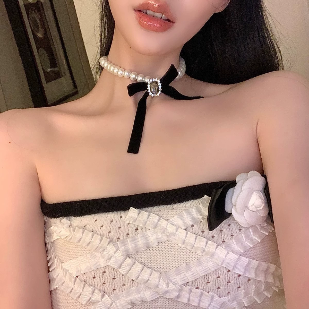 Черное бархатное жемчужное ожерелье с бантом, женское маленькое ароматное ожерелье во французском стиле, элегантное высококачественное легкое роскошное ожерелье, трансграничное