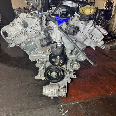 Suitable for Toyota Crown Engine assembly
