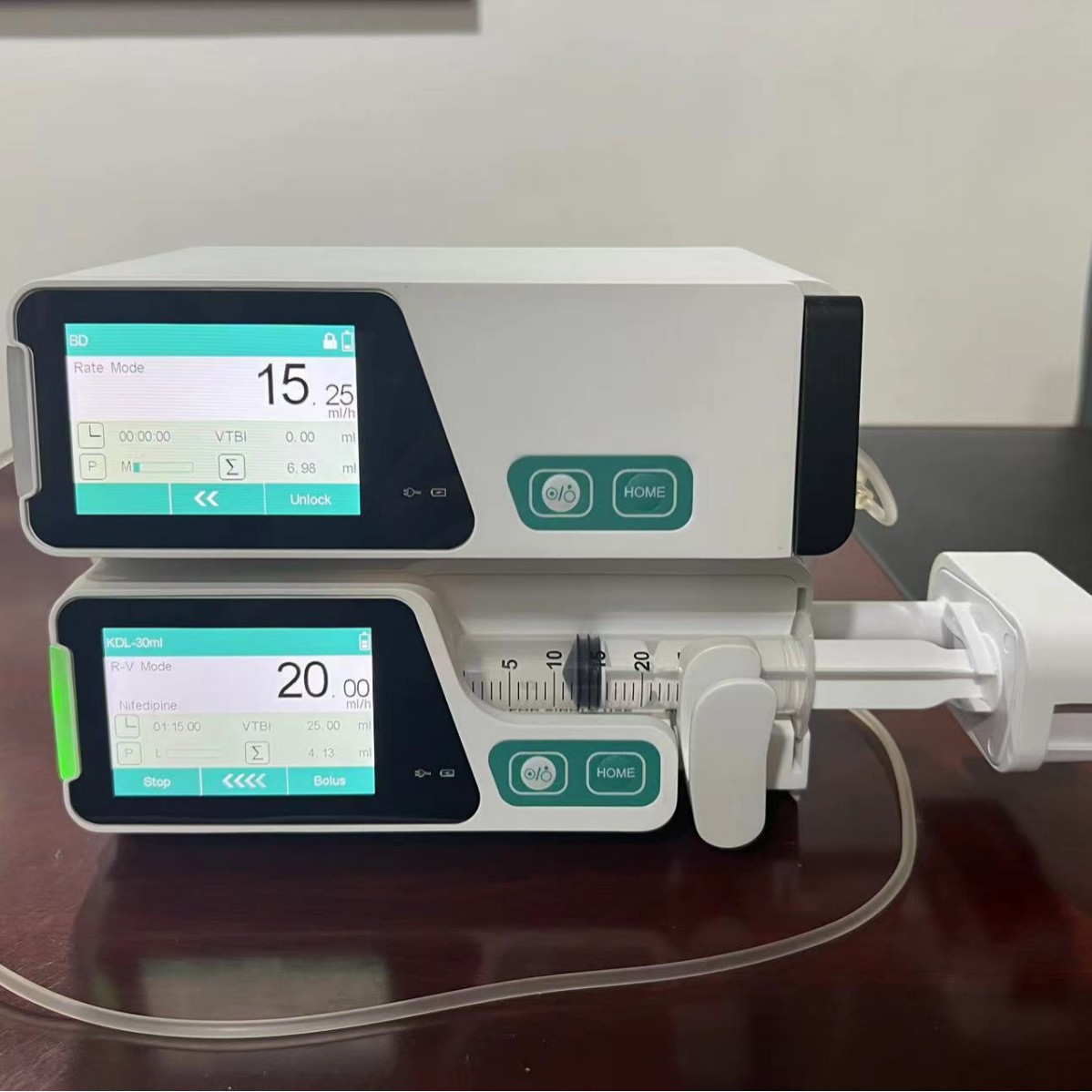 Bomba de infusión automática electrónica médica Bomba de inyección de desplazamiento positivo de líquido