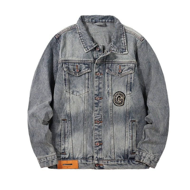 Herr jeansjacka i lokomotivstil vårmode med broderi_voghion.com