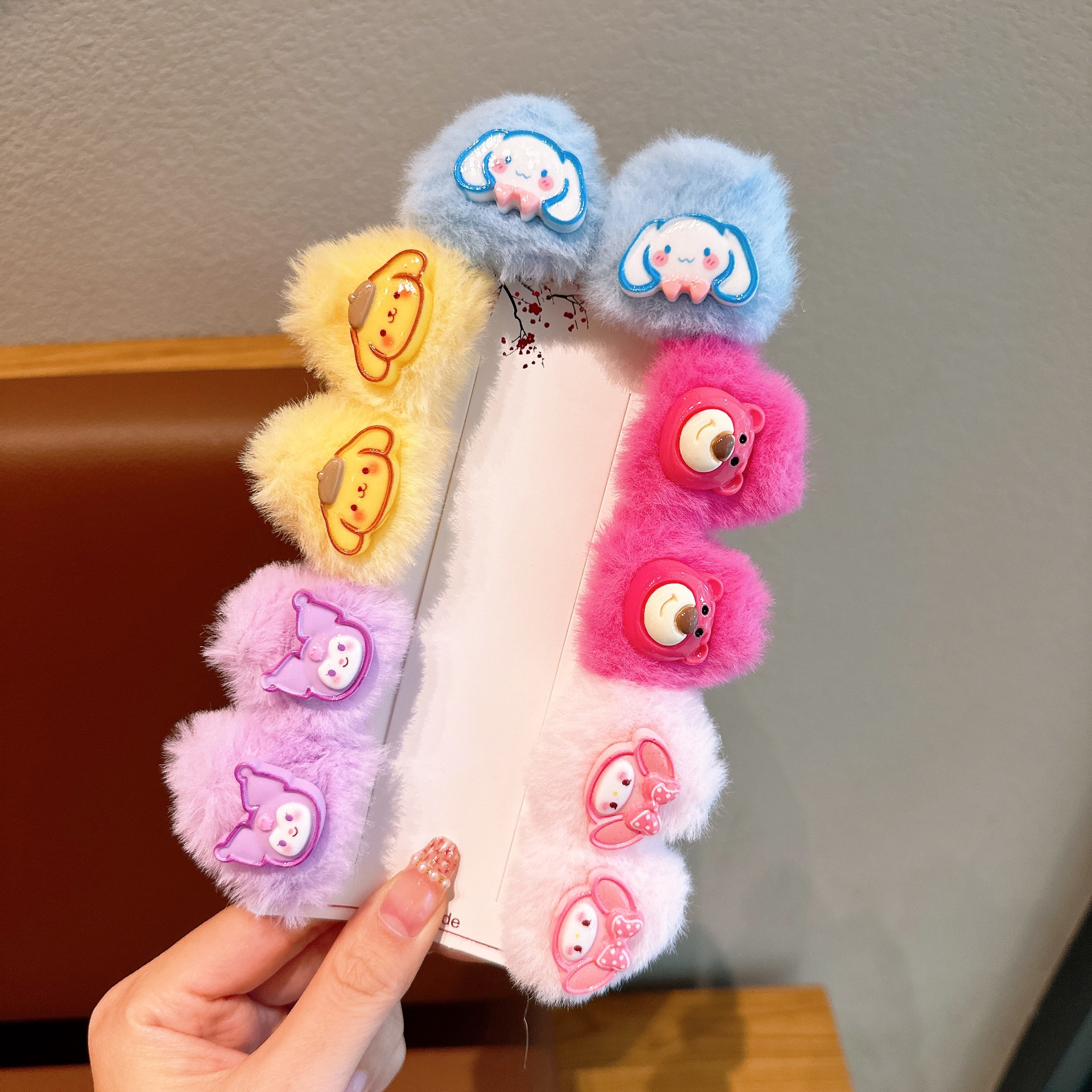 Sanrio dibujos animados niños pinza niña lindo dibujos animados lado roto horquilla niña gato oreja felpa Clip