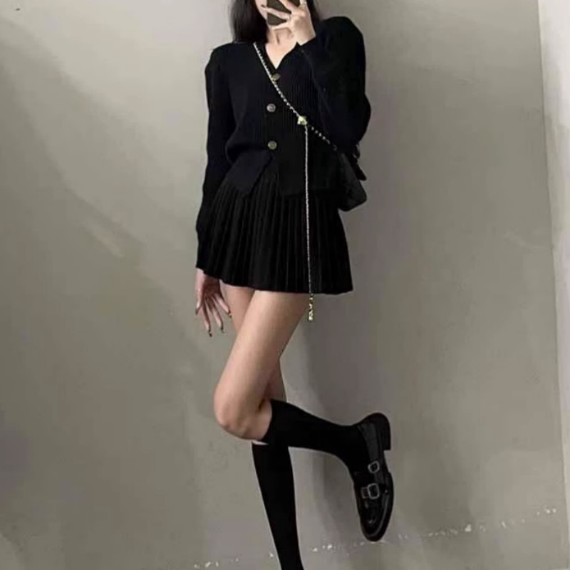 KANING 긴팔 브이넥 니트 가디건 플리츠 스커트 투피스 세트 2024 가을 신작 패션 니트 슈트