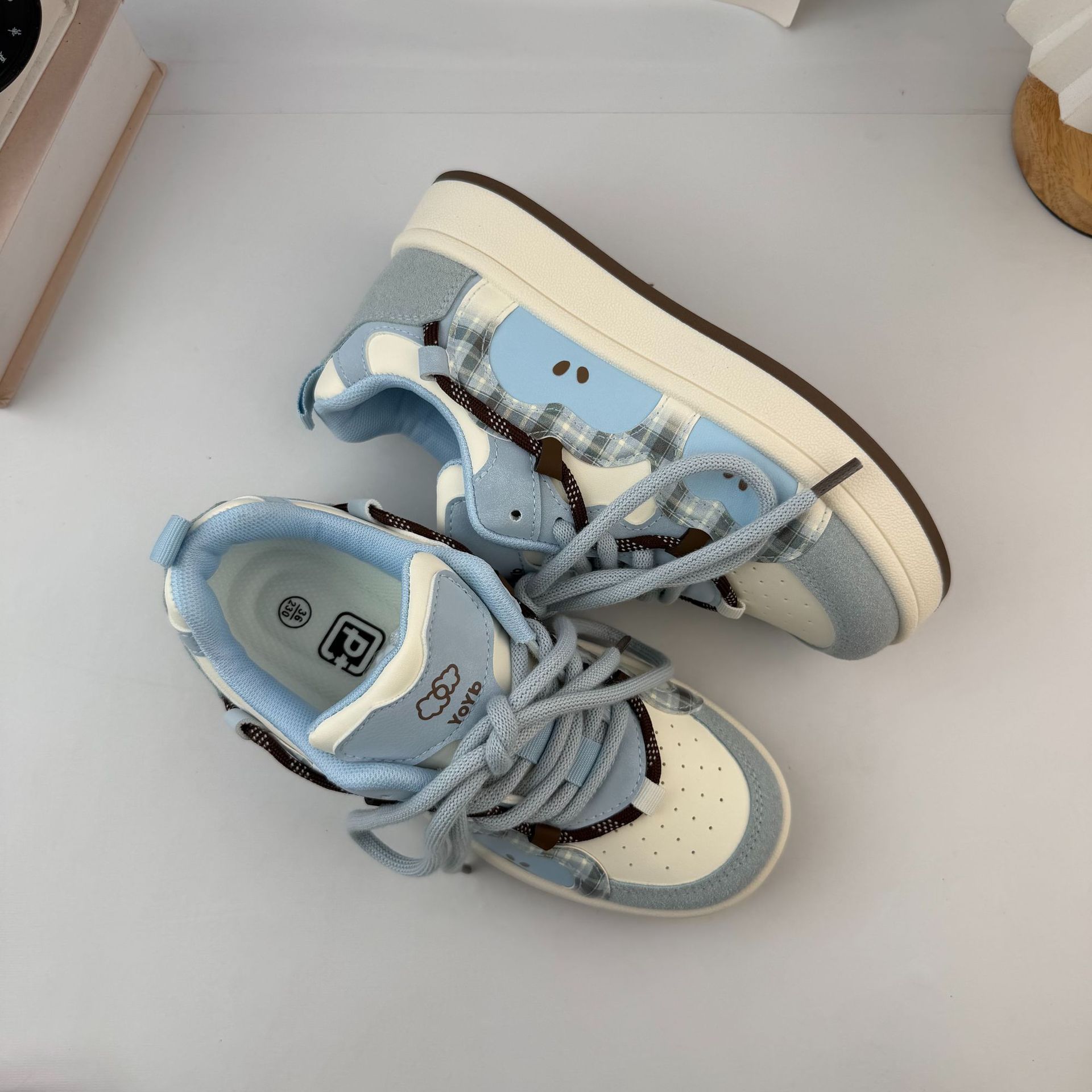 Yuanbo Nichong retro puerto zapatos de skate para mujeres 2025 otoño nuevo estilo universal zapatos chique estudiantes zapatos de mujer de suela gruesa