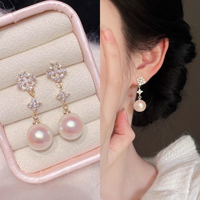 "Flower Snow" Pearl Square Face Ear Clip Showing Face Small Earrings Mosquito Incense Plate Ear Clip Earrings without Ear Holes Women's Earrings "Flower Snow" Pearl Square Face Ear Clip Showing Face Small Earrings Mosquito Incense Plate Ear Clip Earrings without Ear Holes Women's Earrings