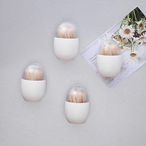 New magnetic toothpick box, creative plastic toothpick box, convenient dust-proof toothpick box with lid, toothpick jar wholesale