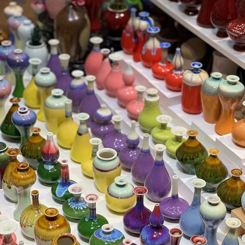 Biscuit Vase with Small Flowers - Ceramic with a High-End Instagram Style, High-Quality Flower Vase, Cultural and Creative Market Ornament, Decorative Accessory, Handicraft