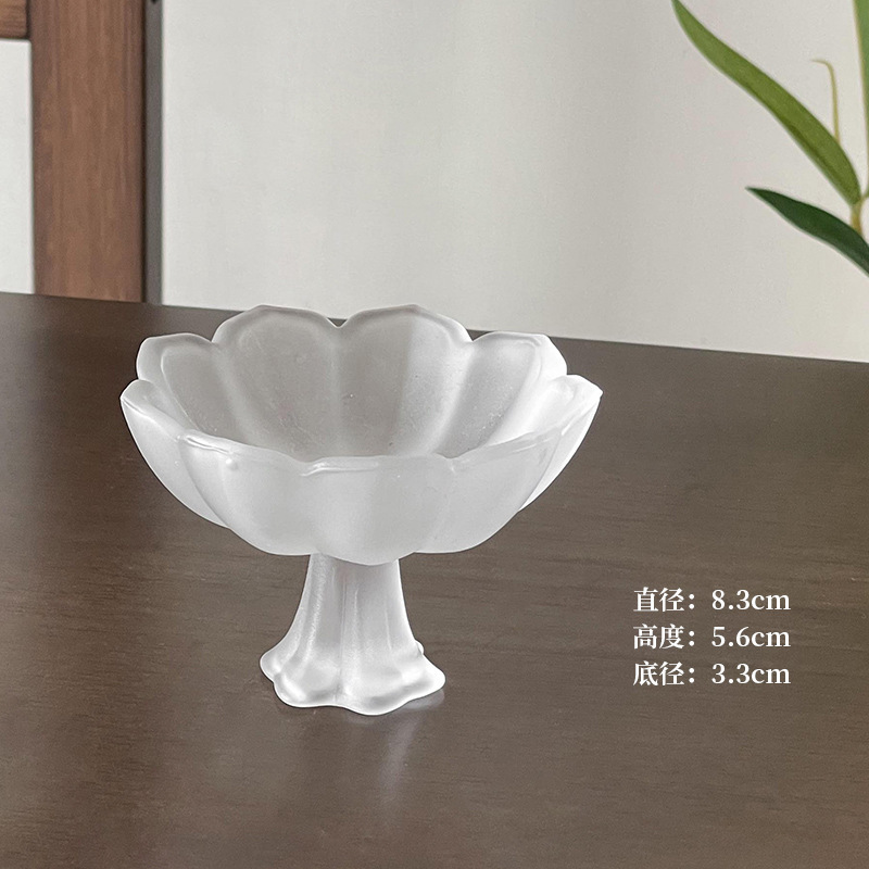 Plato de refresco chino de pies altos Lotus Plato de pasteles de vidrio esmerilado Plato de refresco de té de la tarde Plato de postre delicado Plato pequeño