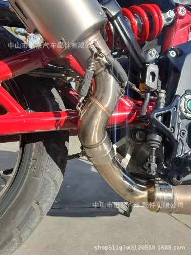 Suitable for Kawasaki Z900 Modified Mid-Section Exhaust Pipe, Stainless Steel Mid-Section, 17-24 Years, Factory Direct Sales