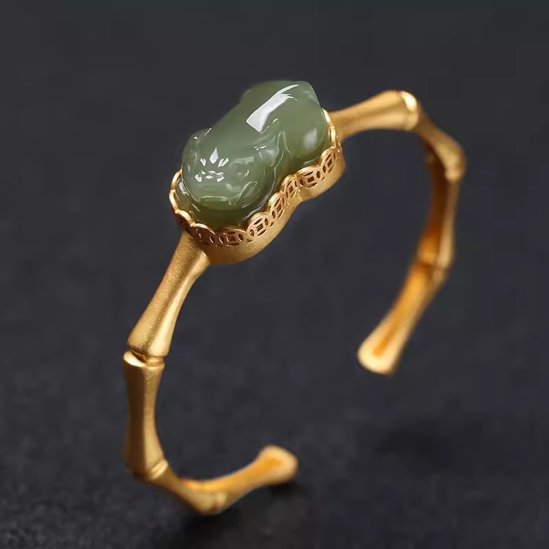 Ethnic organic stone inlay