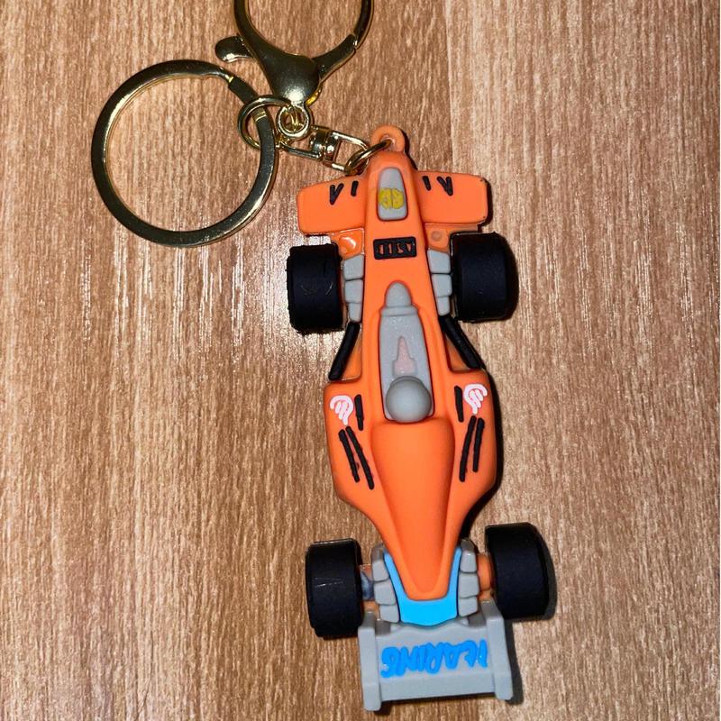 シミュレーション方程式レーシングカーモデルキーホルダー飾りPVCソフトプラスチック製かわいい車アクセサリーペンダントメーカーによるカスタム|undefined