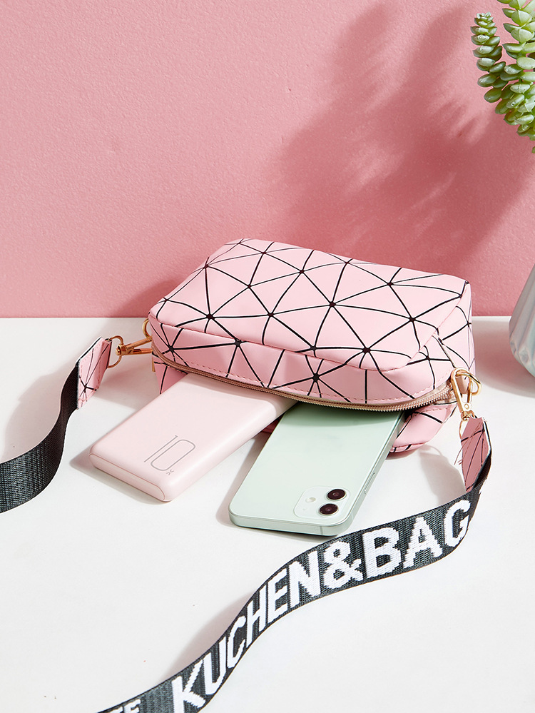 粉色黑线 (3).jpg