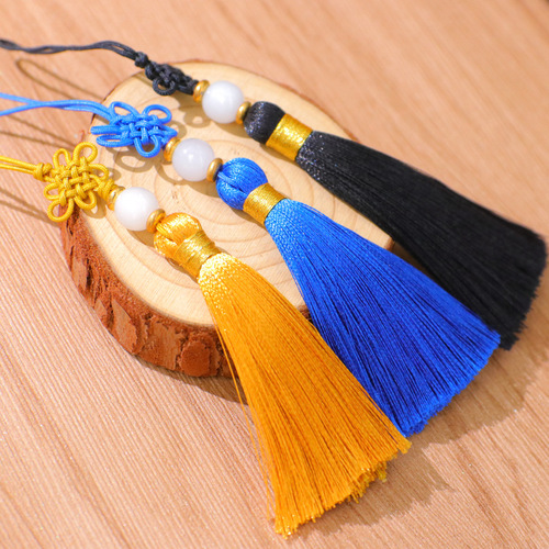 Wholesale hand-woven bookmarks, tassels, Chinese knots, small tassels, U disk combs, invitations, hanging tassels, jade tassels