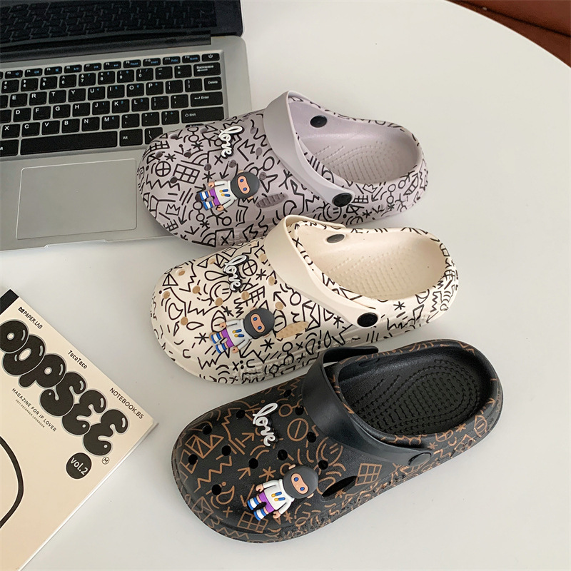 Zuecos de verano 2025 con suela suave que se siente como pisar una excremento, zapatos de jardín casuales y modernos para parejas, unisex.