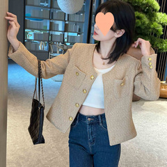 春と秋の新スタイルの女性用ショートジャケット、ラウンドネック、小柄な人向け、多用途、ファッショナブルな韓国スタイル、カジュアルニッチ、年齢を軽減するトップス
