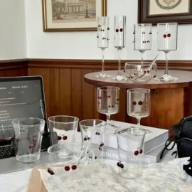 玻璃杯;咖啡壶;冷水壶