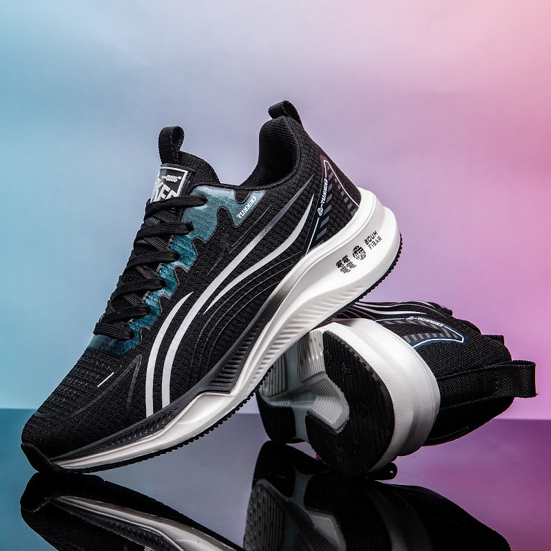 Zapatillas de correr ultraligeras zapatillas de malla de seda de hielo para hombre, 2025 nuevos zapatos de papá de moda de todos los partidos de primavera para hombres y mujeres