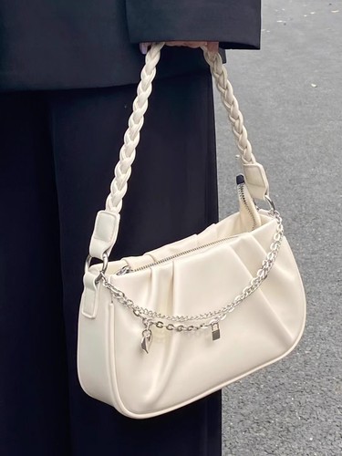2024 autumn and winter new niche square cloud pleated bag women's commuting simple versatile handbag armpit bag
