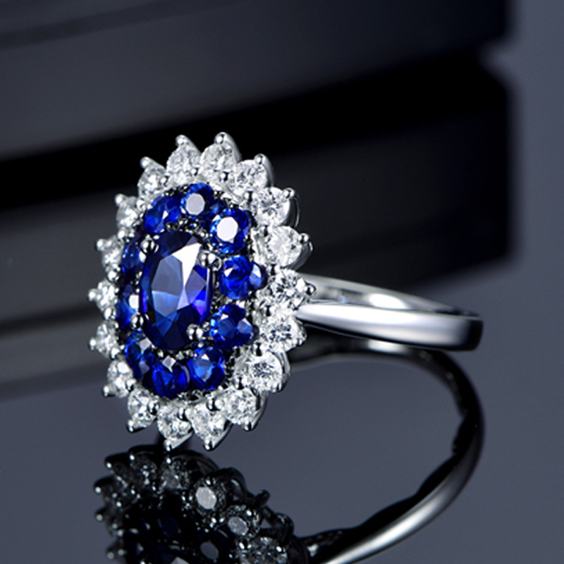 Anillo estilo princesa diana con zafiro joya chapada en oro mujer_voghion.com