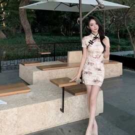 复古旗袍年轻款少女印花设计感收腰显瘦短款夏新中式连衣裙图片色