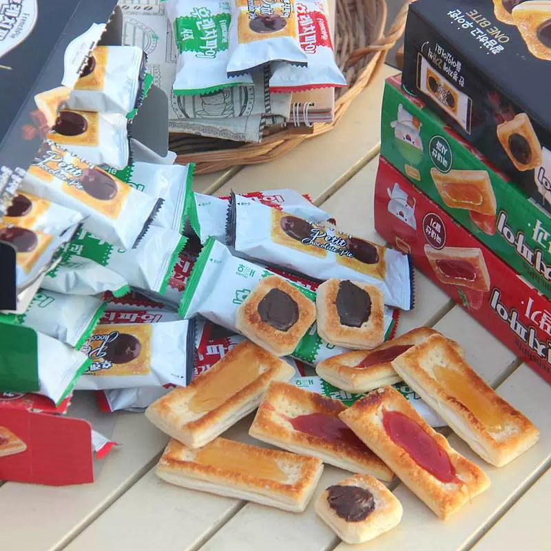 Южная Корея импортировала яблоко Haitai, клубничный варенье, пирог с закусками, фундук, шоколад, слоеное печенье, печенье в коробке