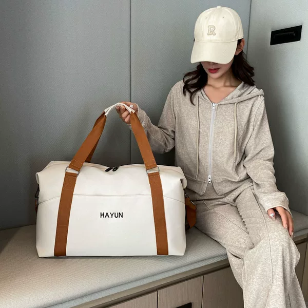 Large Capacity Travel Bag Crossbody Short-distance Travel Luggage Bag Women's Simple Lightweight Waterproof Clothes Storage Bag