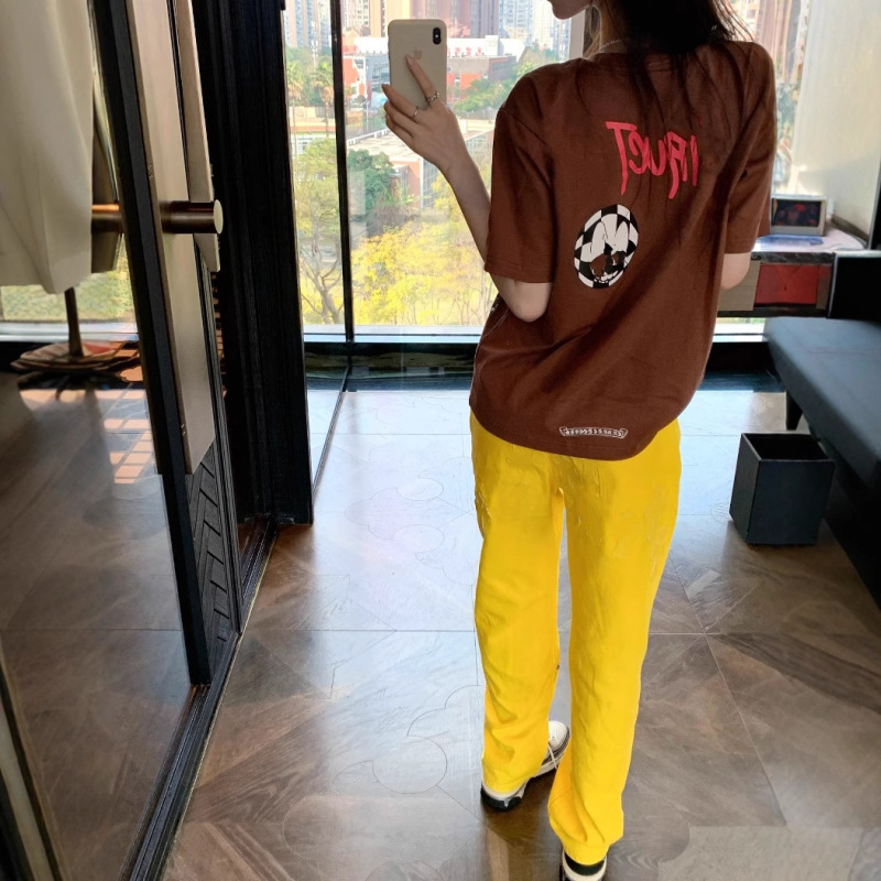 高バージョン高品質既製CHファミリー新作グラフィティフットボールボーイ半袖Tシャツルーズフィット男女同型T|undefined