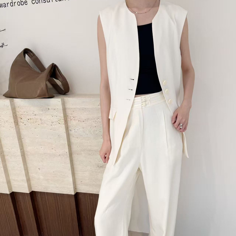 Matte Acetate Slim-Fit Elegant Sleeveless French-Style Vest Jacket for Women, 2026 Summer New Model with a High-End Feel and Single-Breasted Design