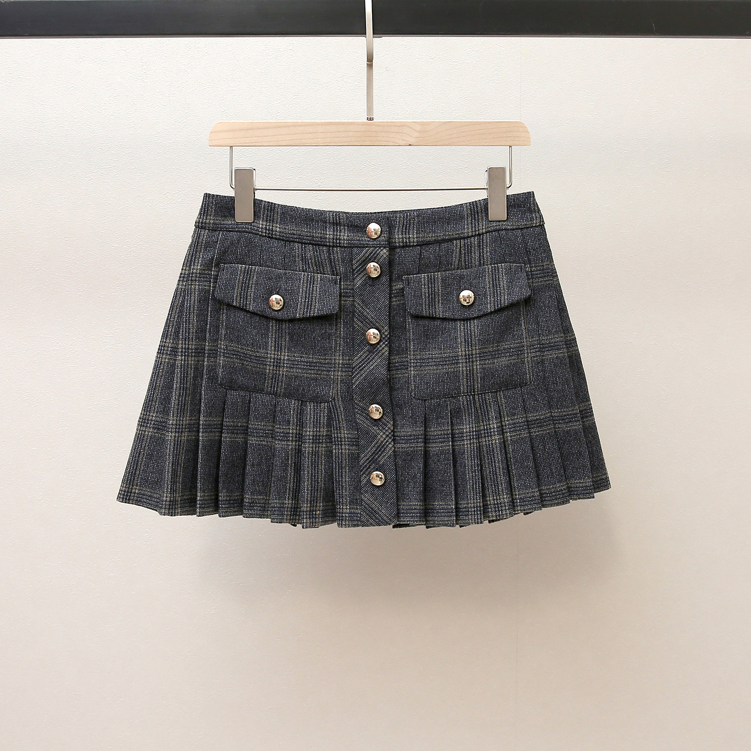 M家秋冬新款法式学院风减龄复古A字高腰显瘦短款格纹百褶半身裙女
