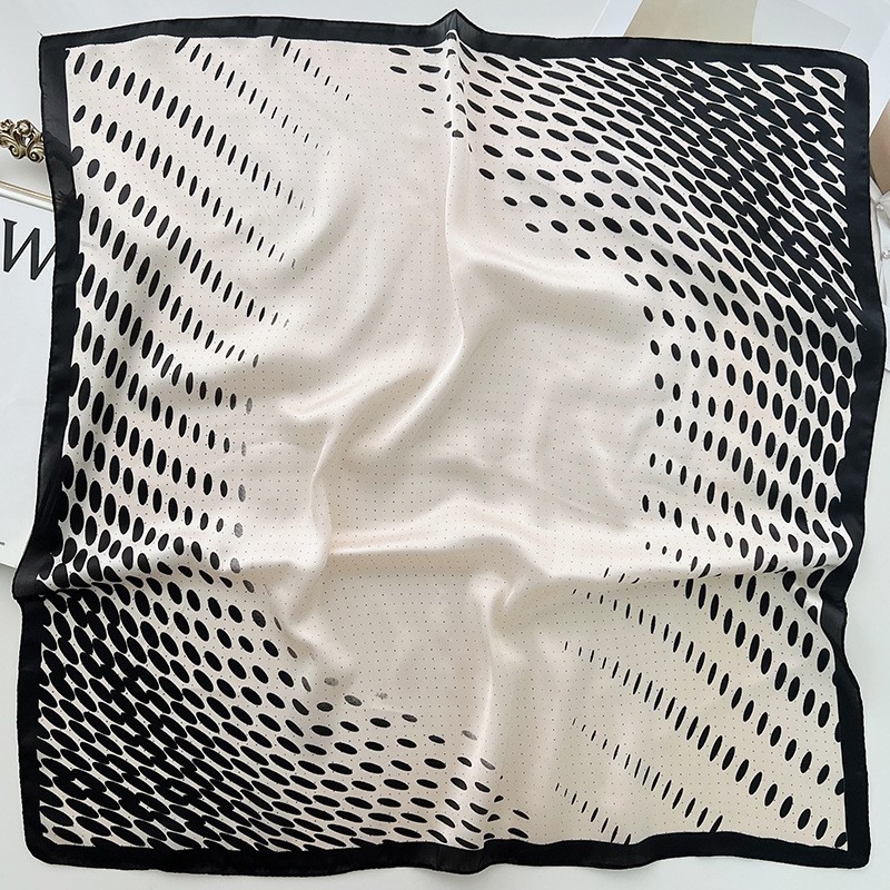 F1-S1A50045-4# 흑백