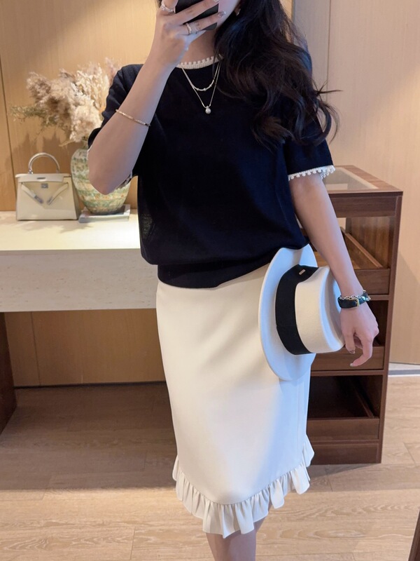 Casual yet Gentle in Its Elegance~ French-Style Crochet Lace Short-Sleeved Thin Wool Knit T-Shirt Top for Women in Summer